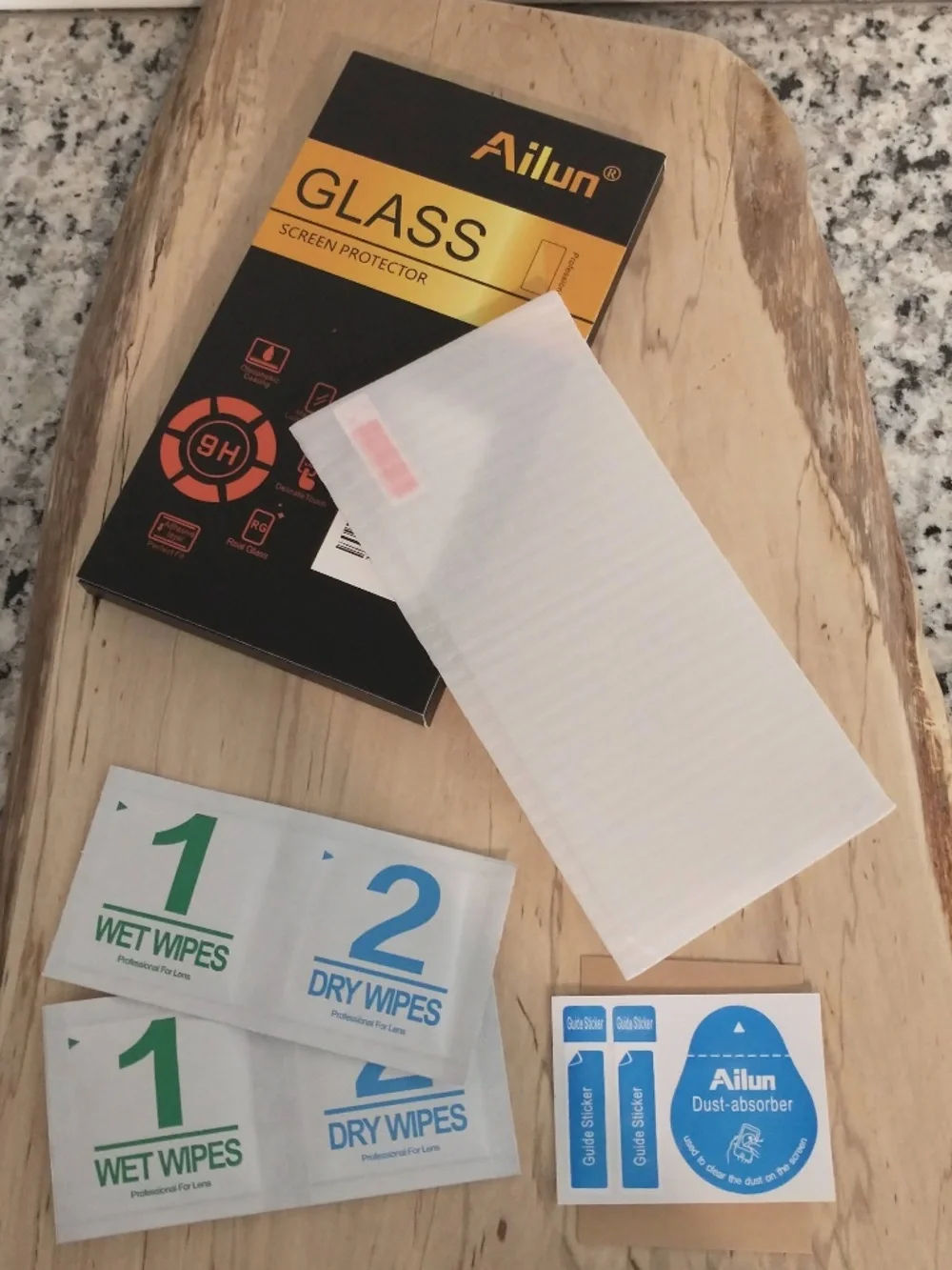 Screen Protector for iPhone 15 / iPhone 15 Pro